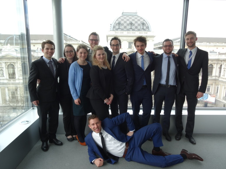 Team der FAU zweifach beim Vis Moot in Wien ausgezeichnet
