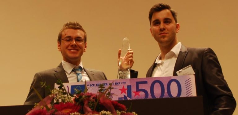 Vertrete unseren Fachbereich beim bayernweiten Redewettstreit in Regensburg!