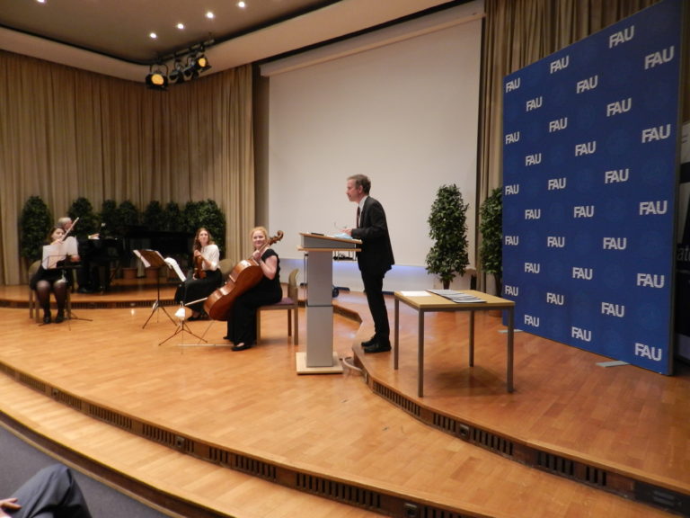 Bilder der virtuellen Examensfeier am 30.9.2021