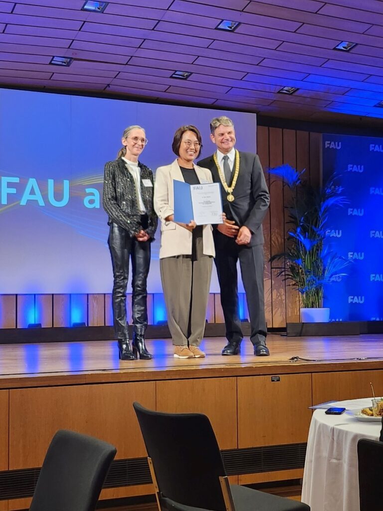 FAU-Lehrpreis verliehen